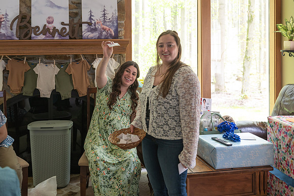 MadelineShower-023