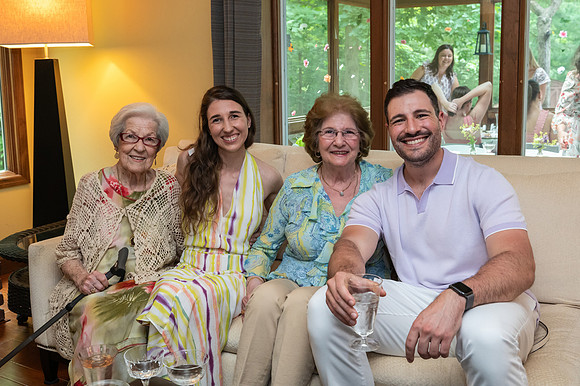 ErinBridalShower-110